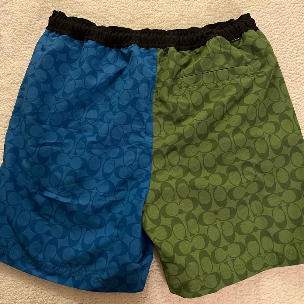 Swim trunks - Picture 2 of 3